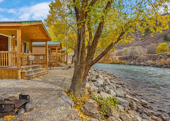 Dog friendly hotels Glenwood Canyon Resort